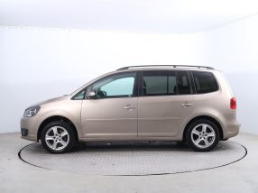 Volkswagen Touran - 2011