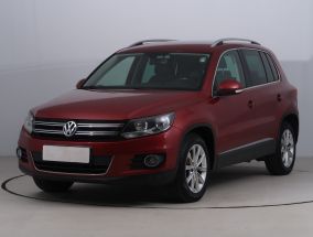 Volkswagen Tiguan - 2012