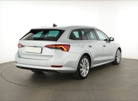 Škoda Octavia - 2020