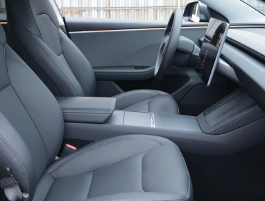 Tesla Model 3 - 2024