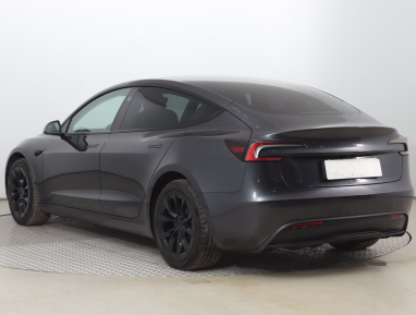 Tesla Model 3 - 2024