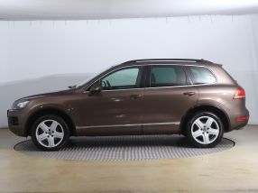 Volkswagen Touareg - 2012