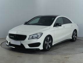 Mercedes-Benz CLA - 2015