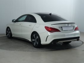 Mercedes-Benz CLA - 2015