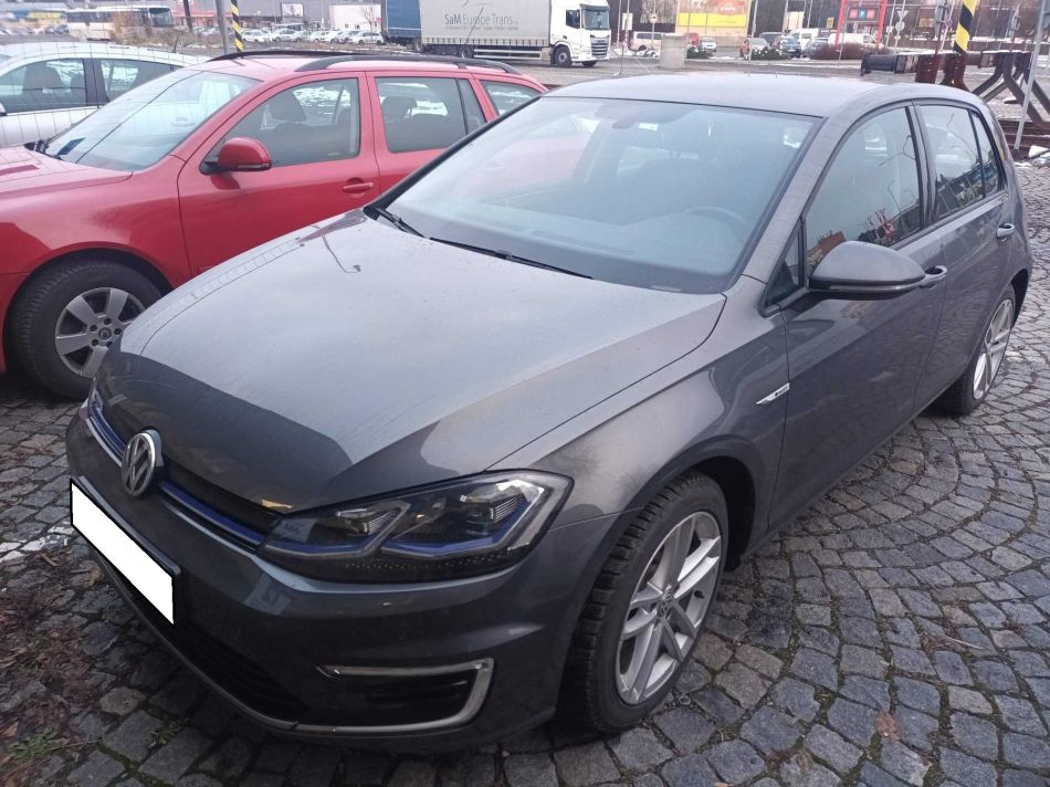 Volkswagen e-Golf - 2020