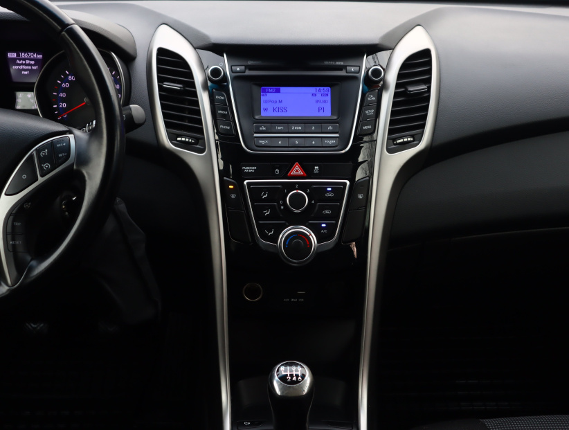 Hyundai i30, 2015