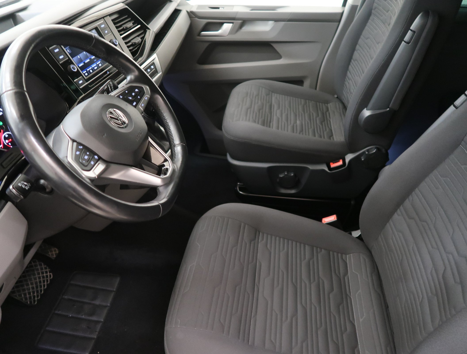 Volkswagen Caravelle - 2020