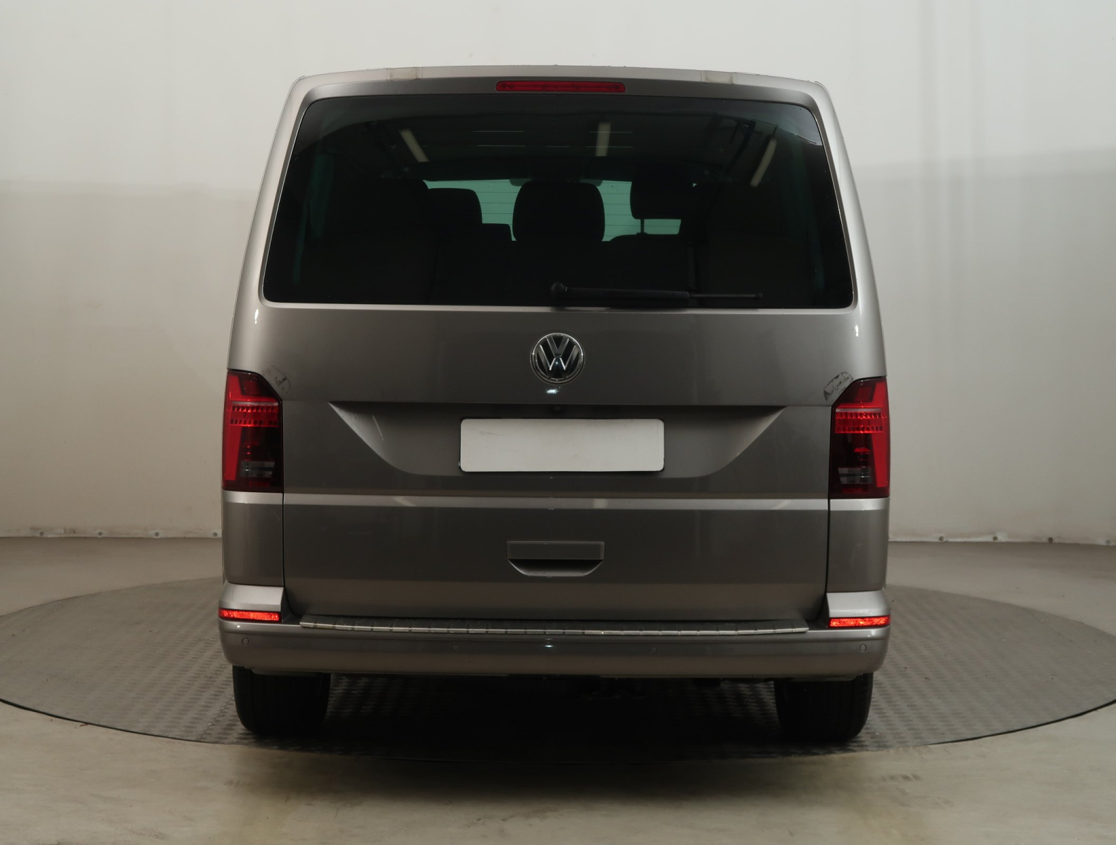 Volkswagen Caravelle - 2020