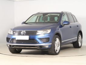 Volkswagen Touareg - 2015