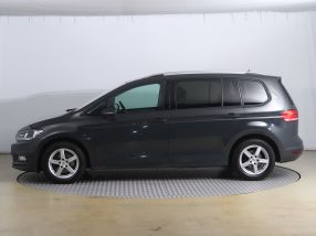 Volkswagen Touran - 2016