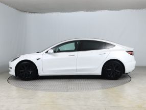 Tesla Model 3 - 2020