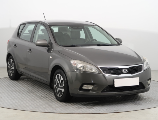 Kia Ceed 2011