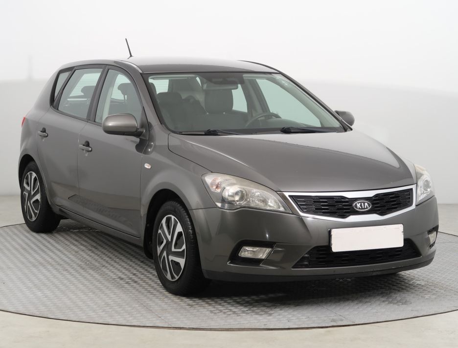 Kia Ceed - 2011
