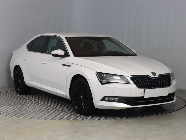 Škoda Superb 2019