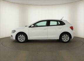 Volkswagen Polo - 2021