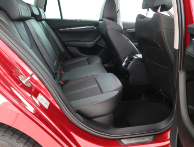 Škoda Octavia - 2024