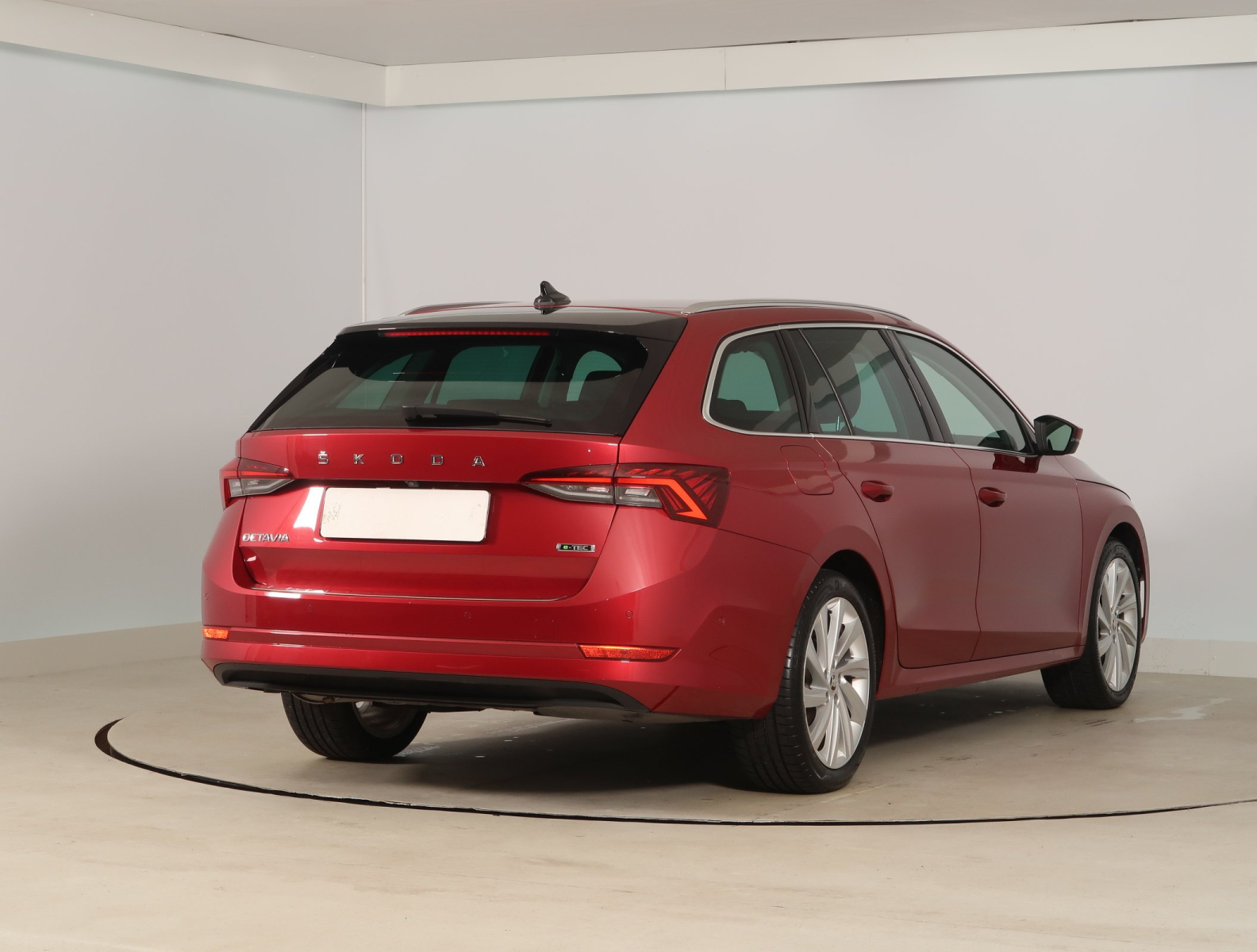 Škoda Octavia - 2024