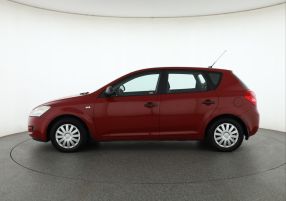 Kia Ceed - 2009
