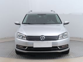 Volkswagen Passat - 2012