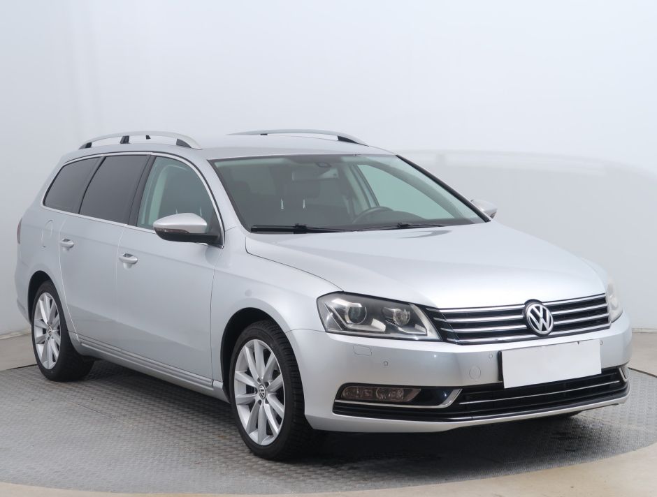 Volkswagen Passat - 2012
