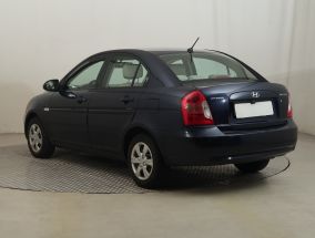 Hyundai Accent - 2009