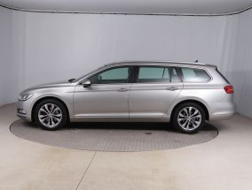 Volkswagen Passat - 2016