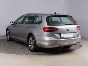 Volkswagen Passat - 2016