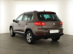 Volkswagen Tiguan - 2014
