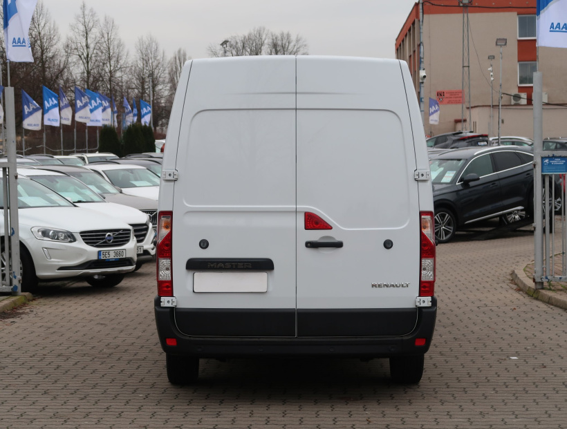 Renault Master, 2023