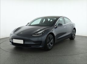 Tesla Model 3 - 2020