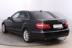 Mercedes-Benz E - 2012