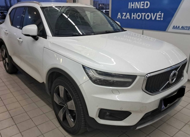 Volvo XC40 2021