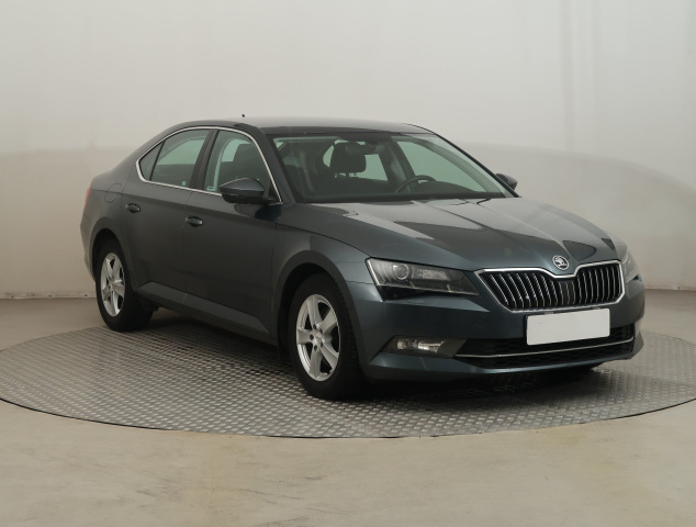Škoda Superb 2017