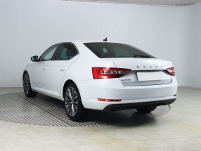 Skoda Superb - 2019