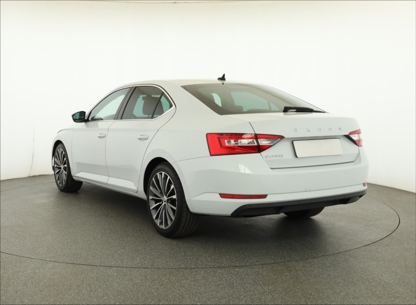 Škoda Superb, 2019