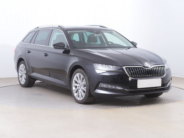 Škoda Superb 2022