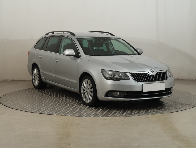 Škoda Superb 2014