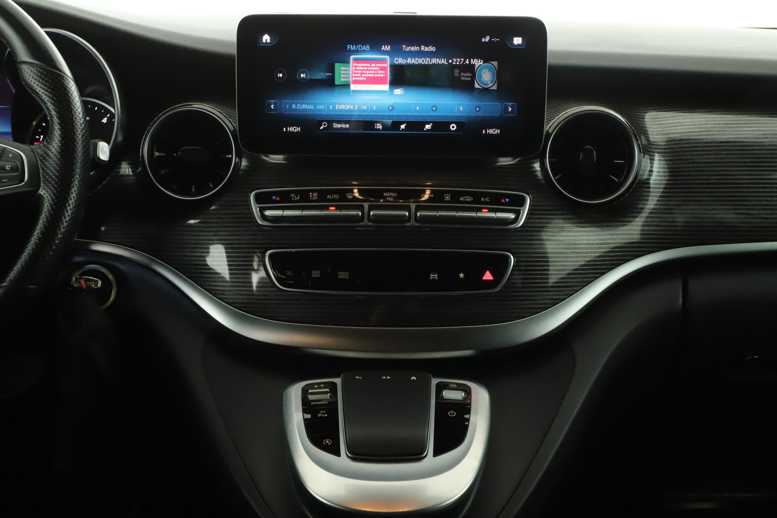 Mercedes-Benz V - 2021