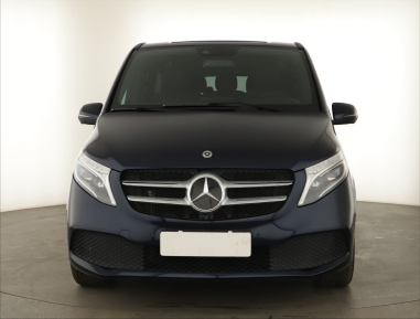 Mercedes-Benz V - 2021