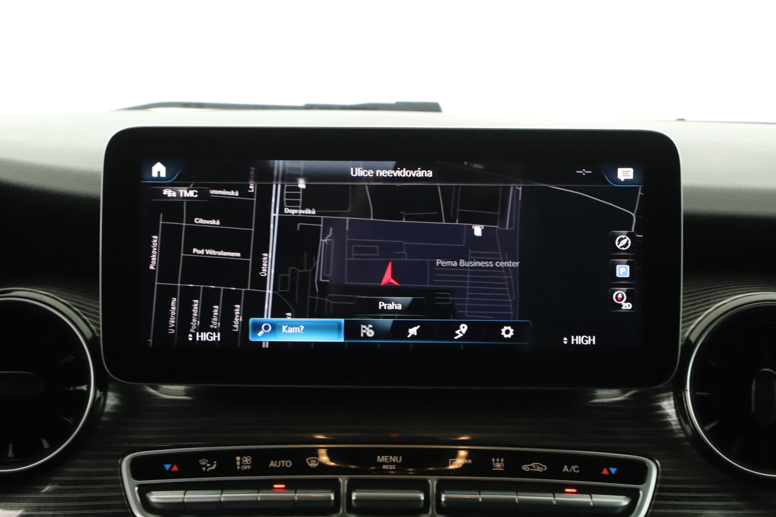 Mercedes-Benz V - 2021