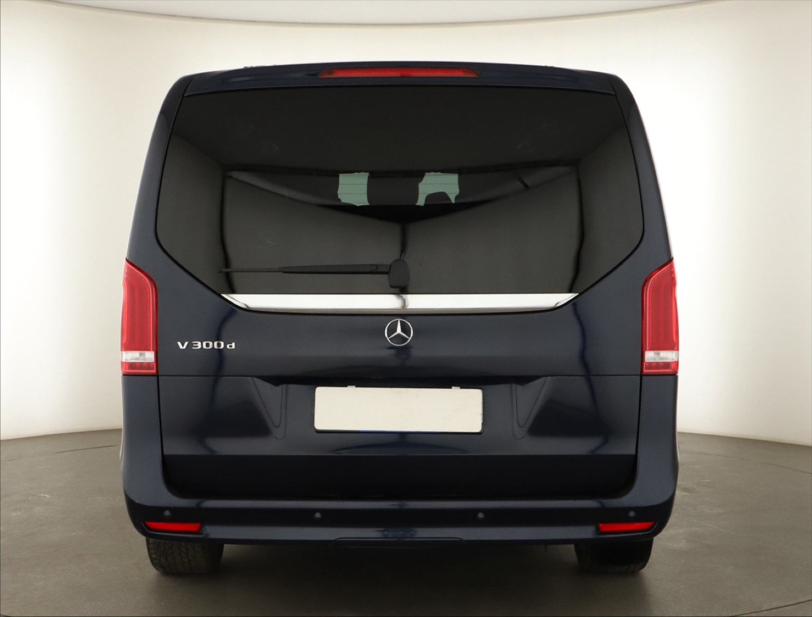 Mercedes-Benz V - 2021