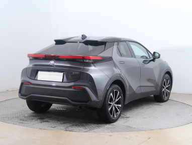 Toyota C-HR - 2025