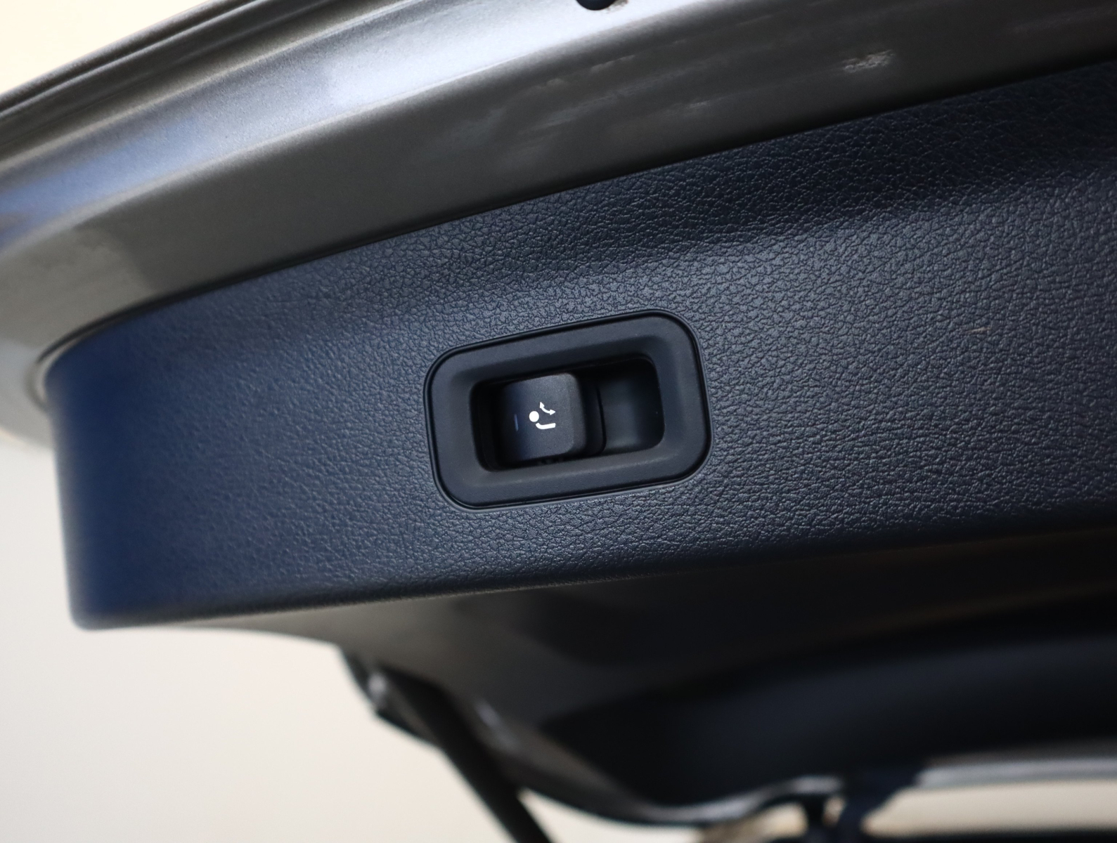 Mercedes-Benz GLS - 2023