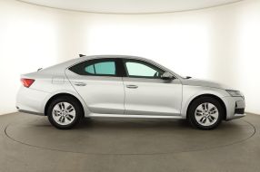 Škoda Octavia - 2024