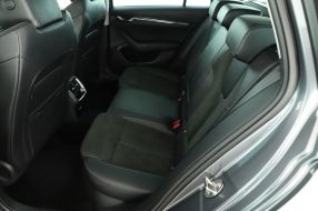 Škoda Octavia Scout - 2023