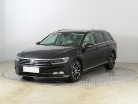 Volkswagen Passat - 2015