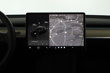 Tesla Model Y - 2023