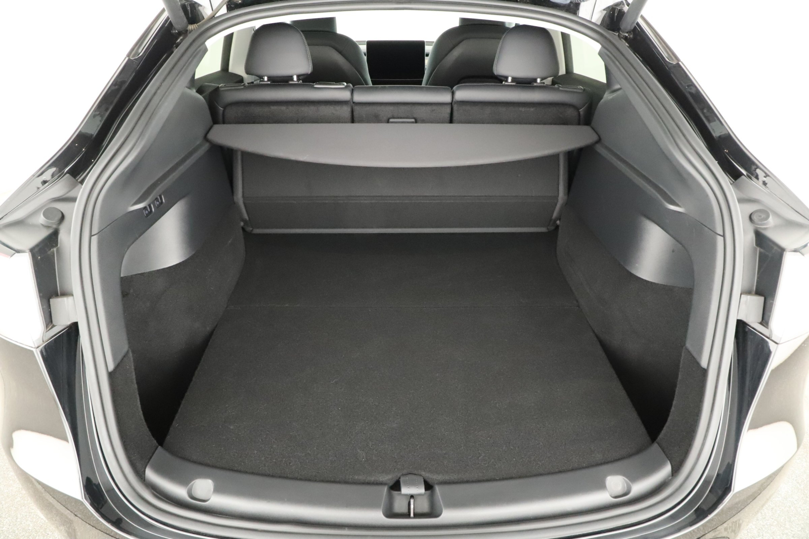 Tesla Model Y - 2023