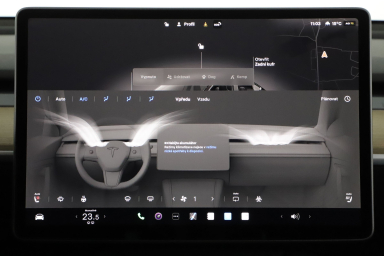 Tesla Model Y - 2023