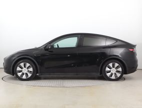 Tesla Model Y - 2023